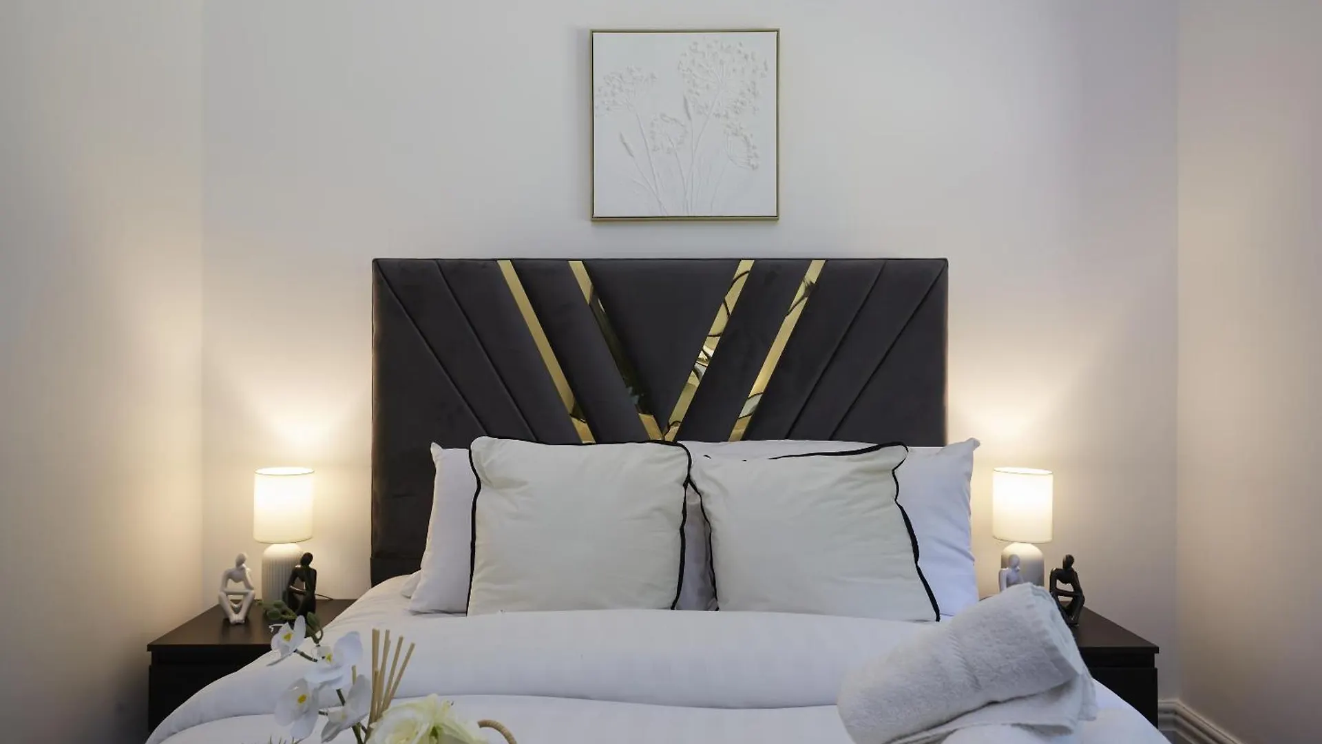 펜션 Hayy Luxury Retreat At The Lodge 브래드퍼드 영국